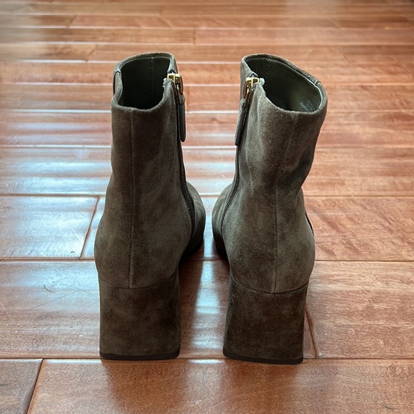 Tory Burch boots - Picture 5 of 10